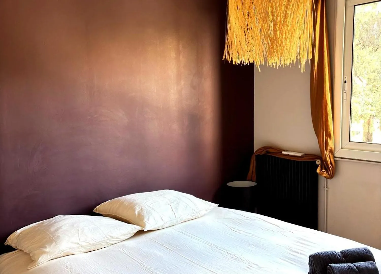 Paul Cezanne Garden Apartment With Air Conditioning Aix-en-Provence France